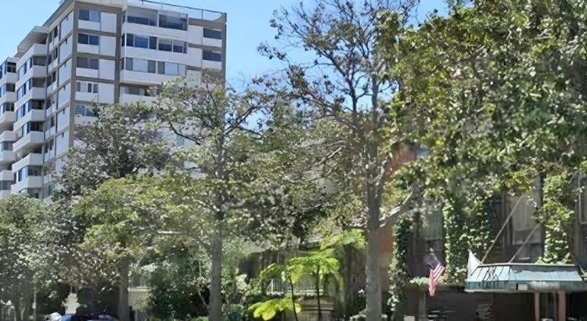 Hilgard House Westwood Village *