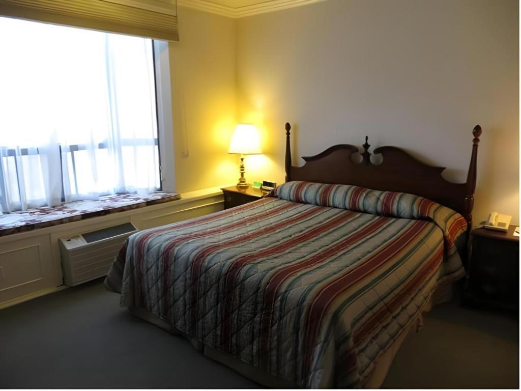 Hilgard House Westwood Village Hotel