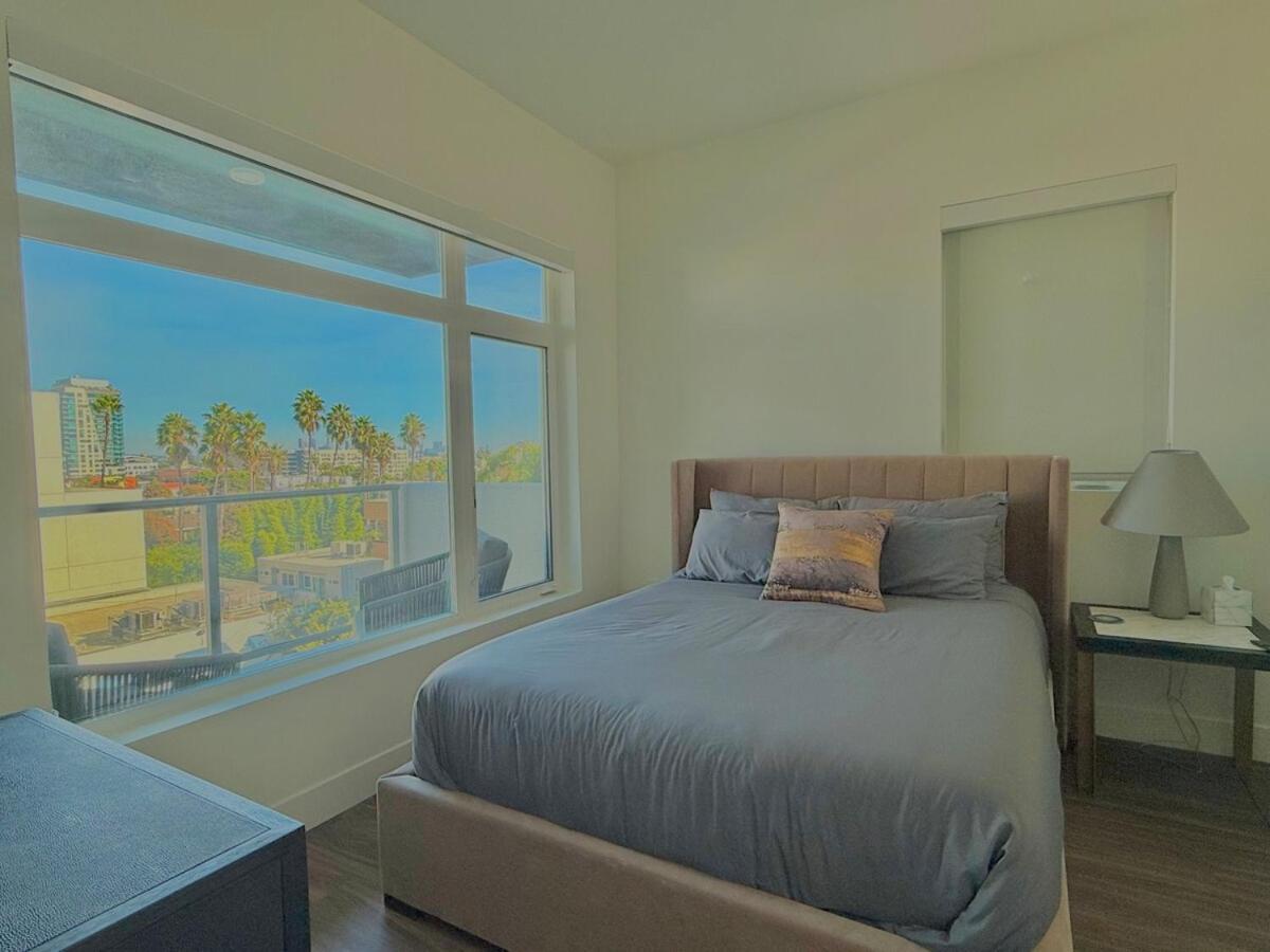 Aparthotel Designer 1 Bedroom In Prime Hollywood *
