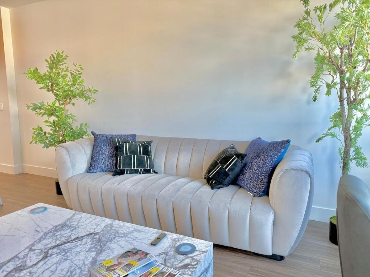 Designer 1 Bedroom In Prime Hollywood Los Angeles