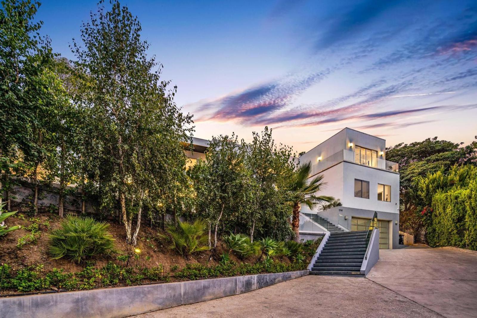 Travis Modern Mansion Villa Los Angeles