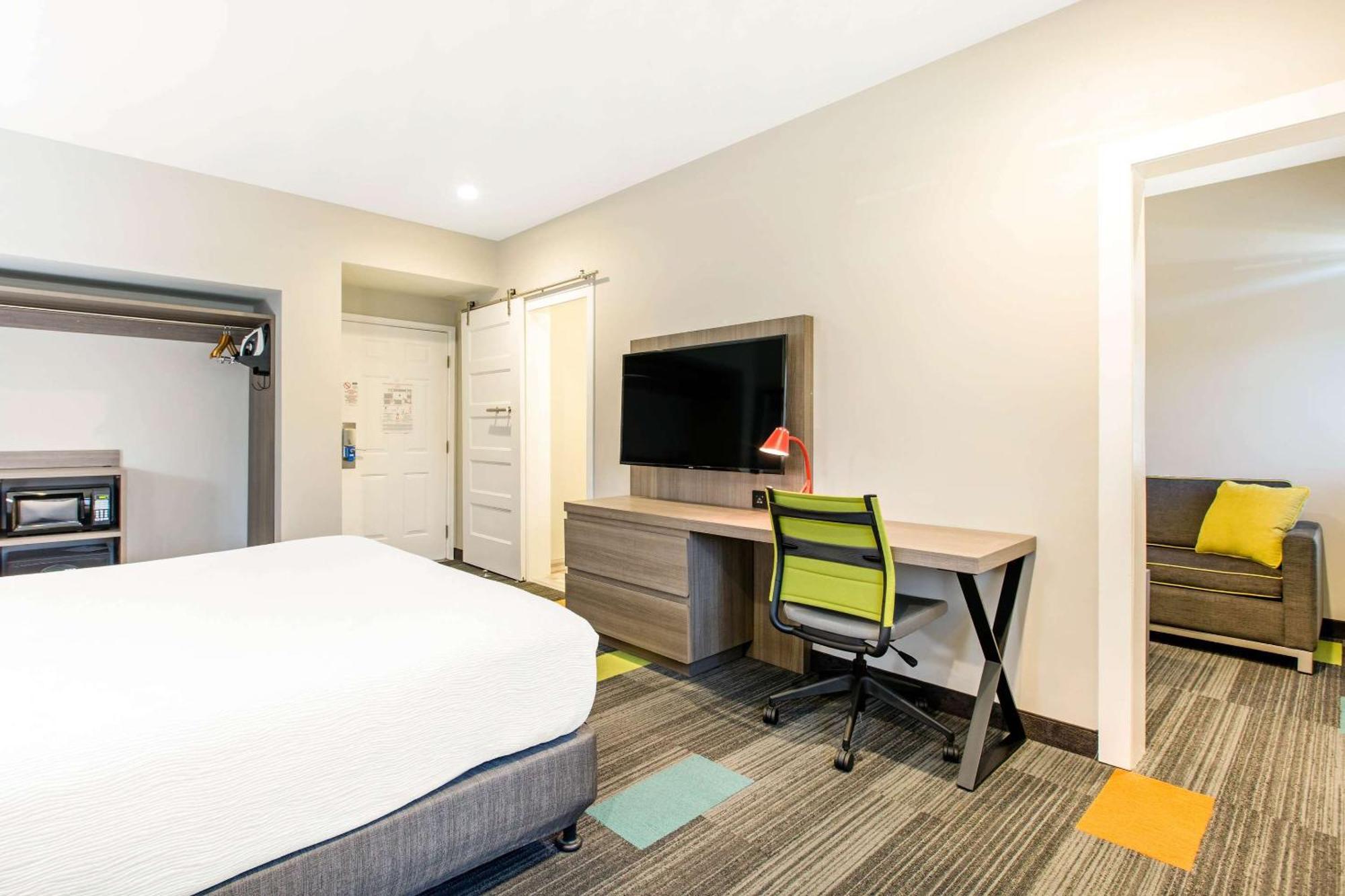 Inn Rodeway Near Melrose Ave Los Angeles