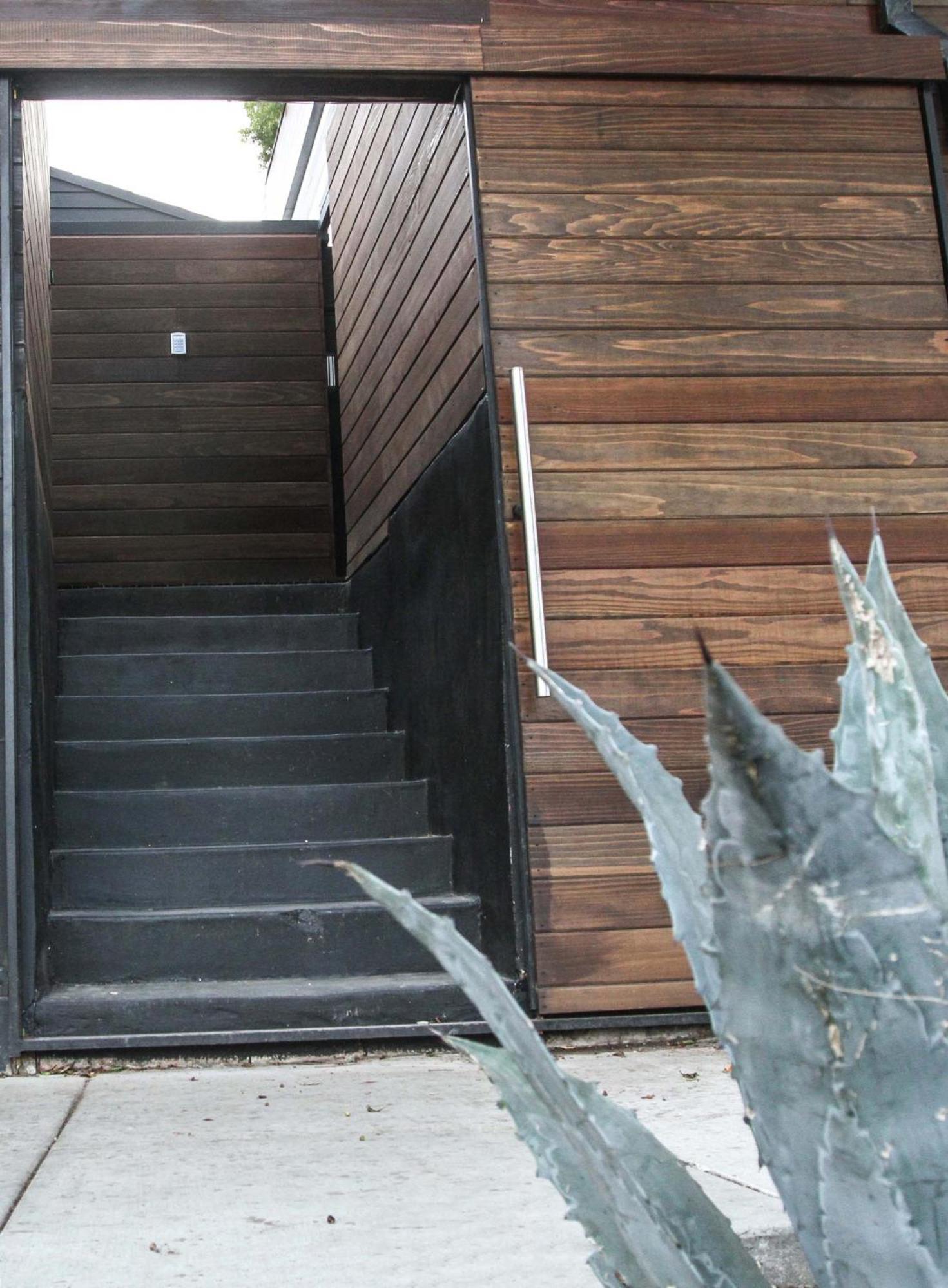 Venice Beach Bungalow By Artspace Locations * Los Angeles