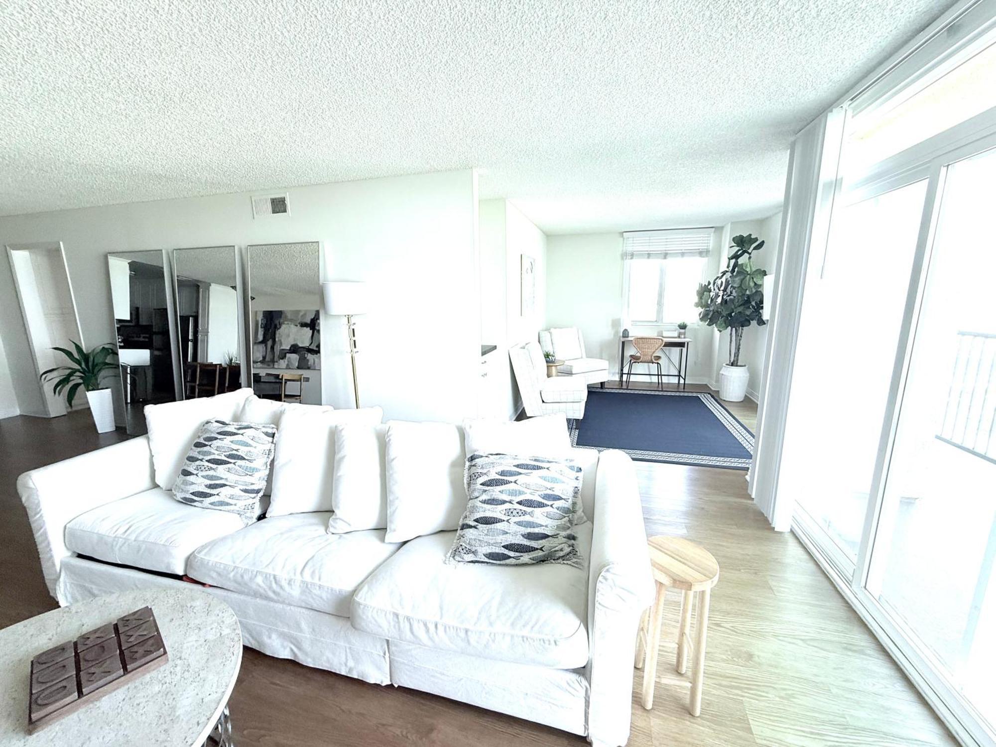 Marina Life: Smell The Sea, Feel The Breeze Apartment Los Angeles