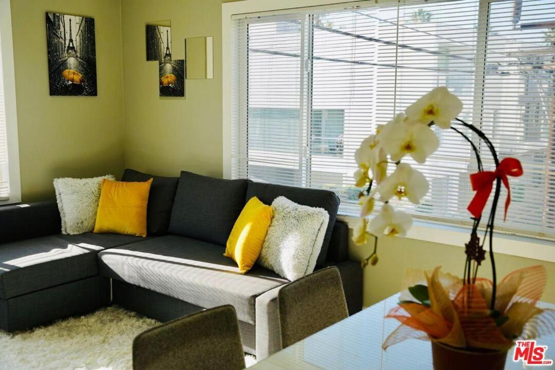 1bd Modern Venice 12b *