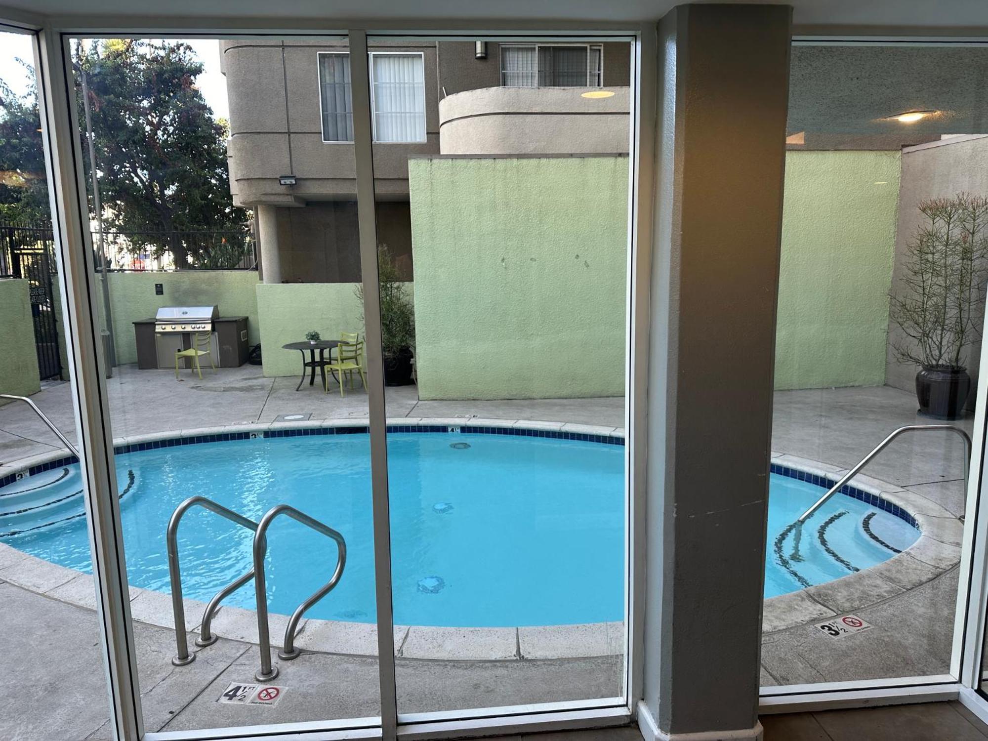 Apartment Mid-city Charm 2br Near Hotspots! *