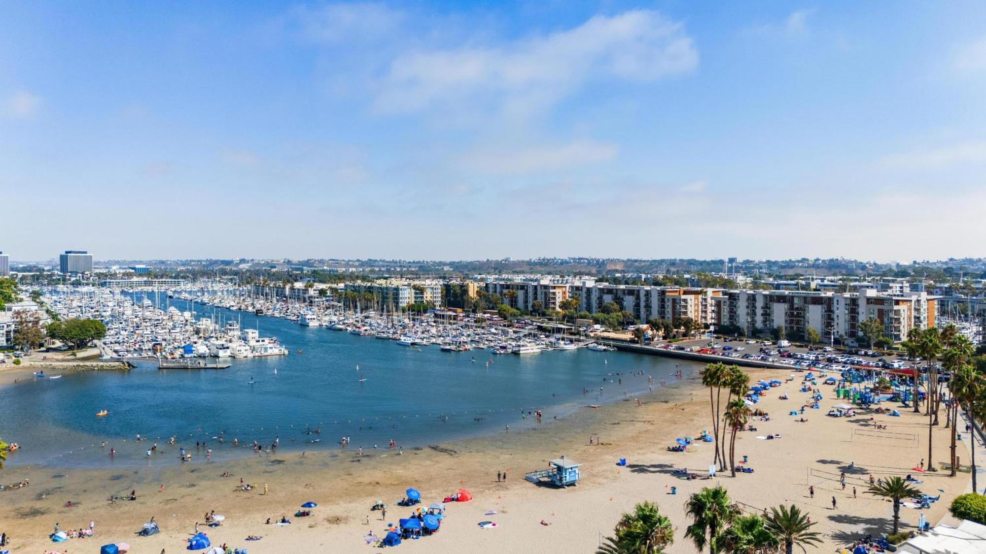 Peridot Palm - Marina Views 2br W Private Large Patio