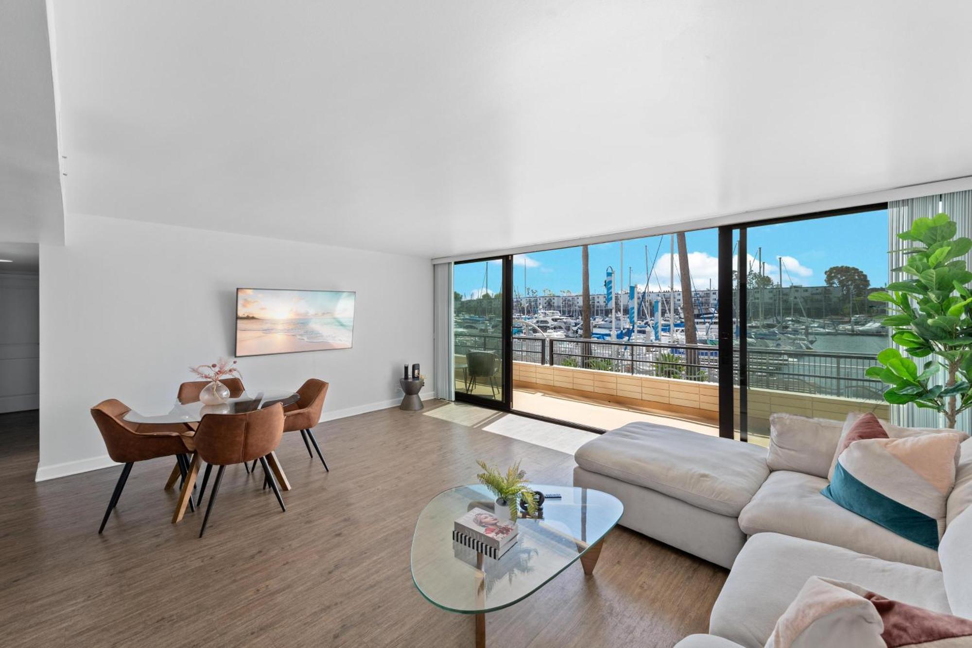 Peridot Palm - Marina Views 2br W Private Large Patio