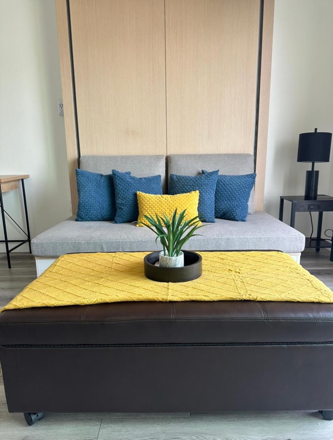 Apartment Heart Of Hollywood-walk Of Fame 1bd With View -free Parking, Balcony, Wifi, Rooftop, Gym, Upscale Amenities