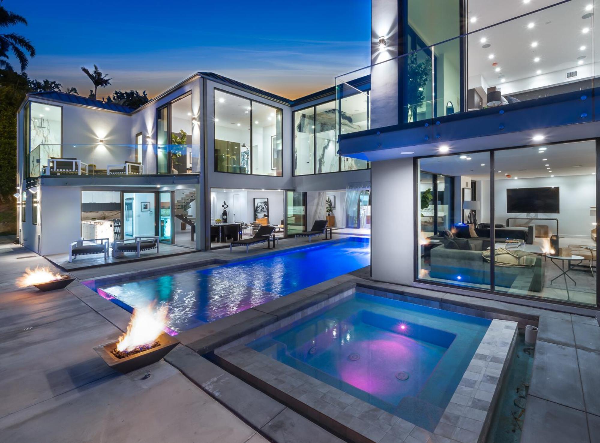 Villa Ocean To Views, Fire Feature, Water Falls Dream Oasis *