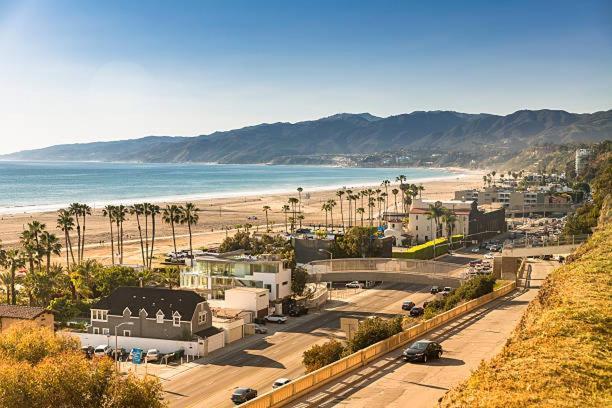 Apartment Splendid 2br, 2ba 12 Min Walk To Sm Pier! Los Angeles
