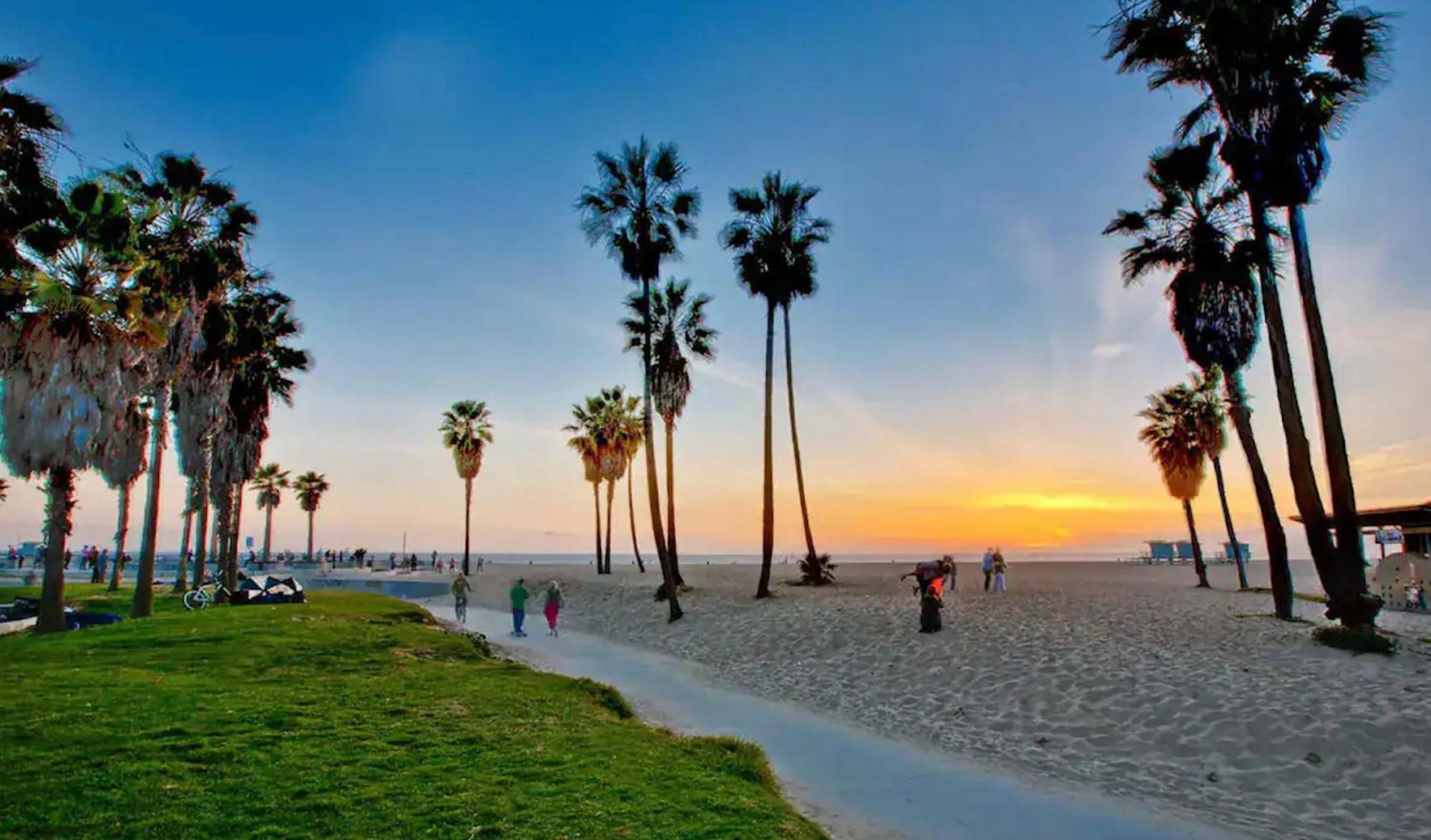 Apartment Marina Del Rey Coastal Living - Spacious 2bd 2bth Los Angeles