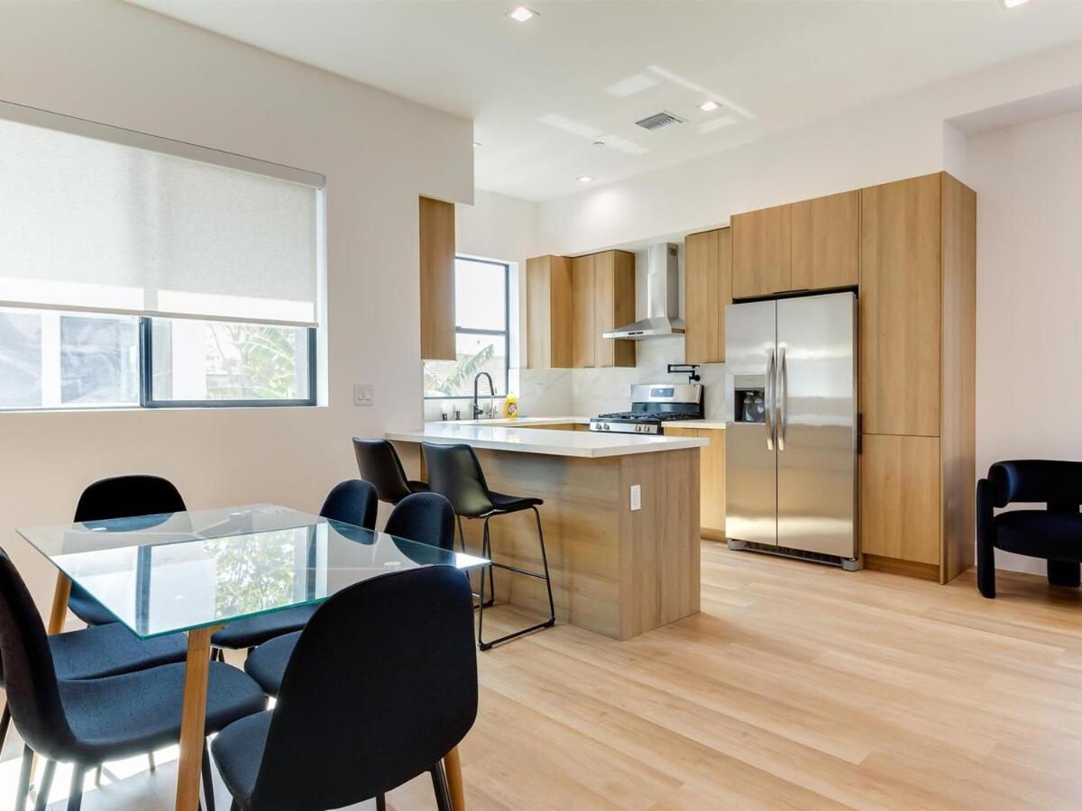 Modern Luxe Retreat 3-bedroom #3 *