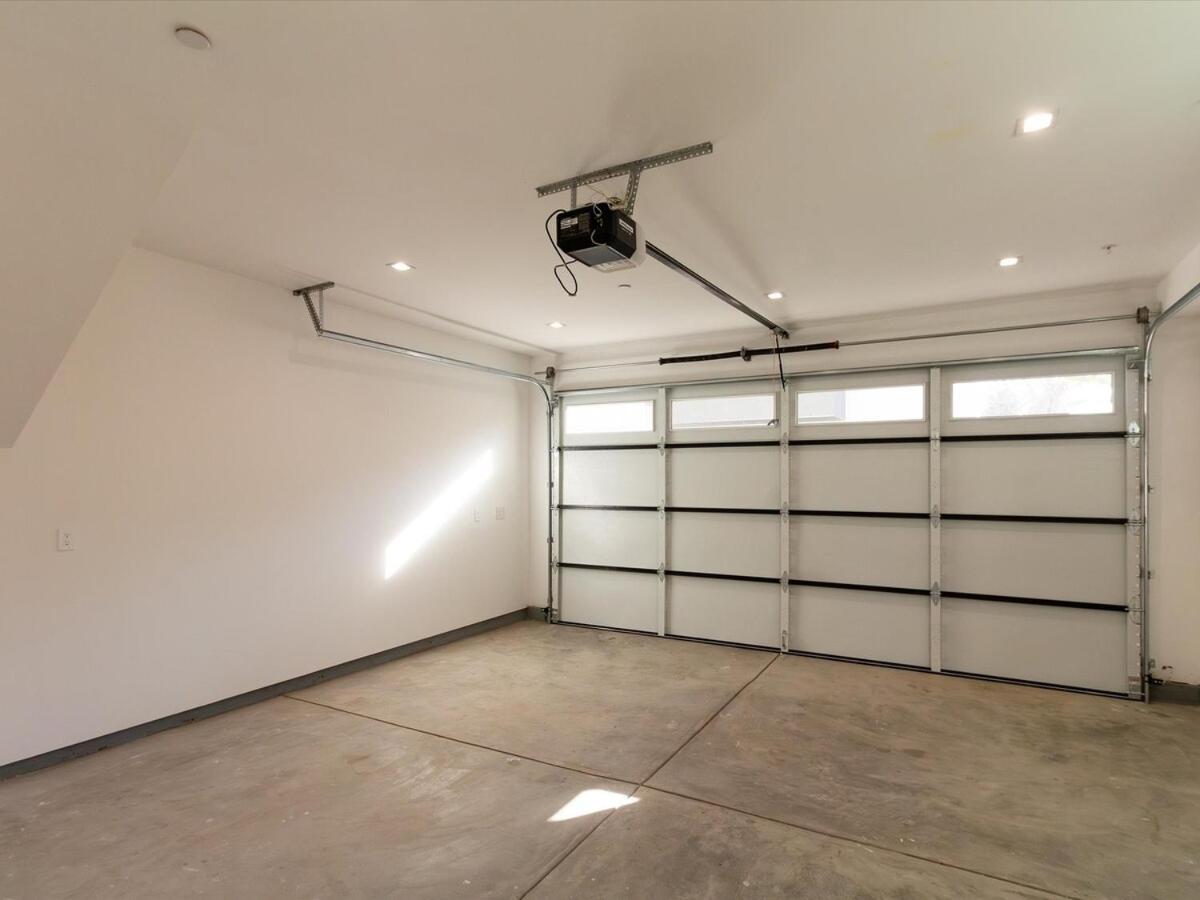 Modern Luxe Retreat 3-bedroom #3 Holiday home