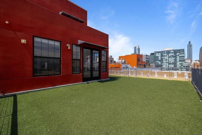 Lofts Of Downtown Apartment *