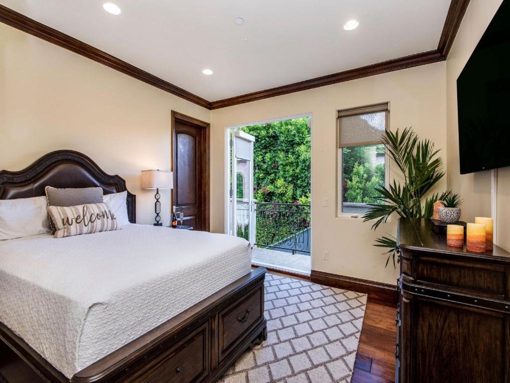 Robmar Mansion * Los Angeles