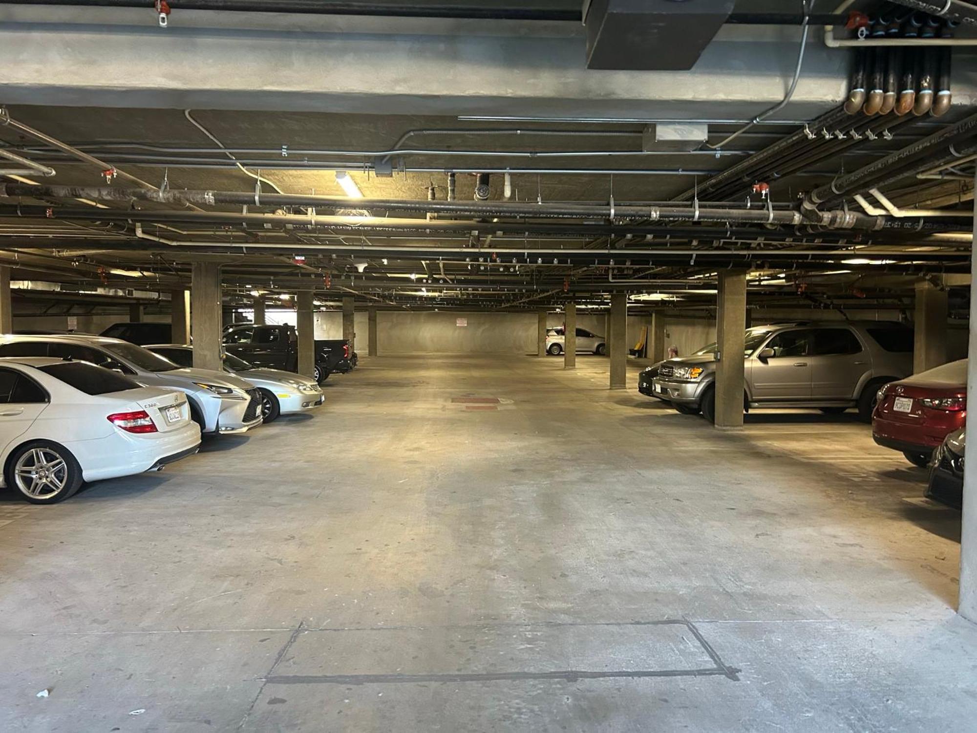 Apartment Newly Gated Stylish Steps To Hollywood 2b2b Los Angeles