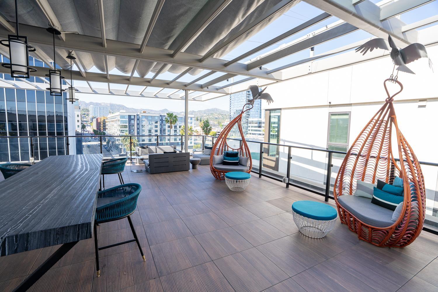 Sunset Lounge On Sunset Blvd With Pool & Jacuzzi Los Angeles