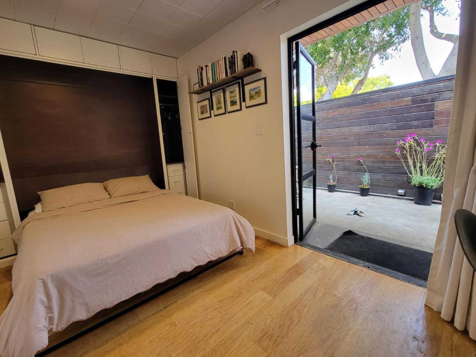 Casa de férias Venice With Large Private Patio Steps To The
