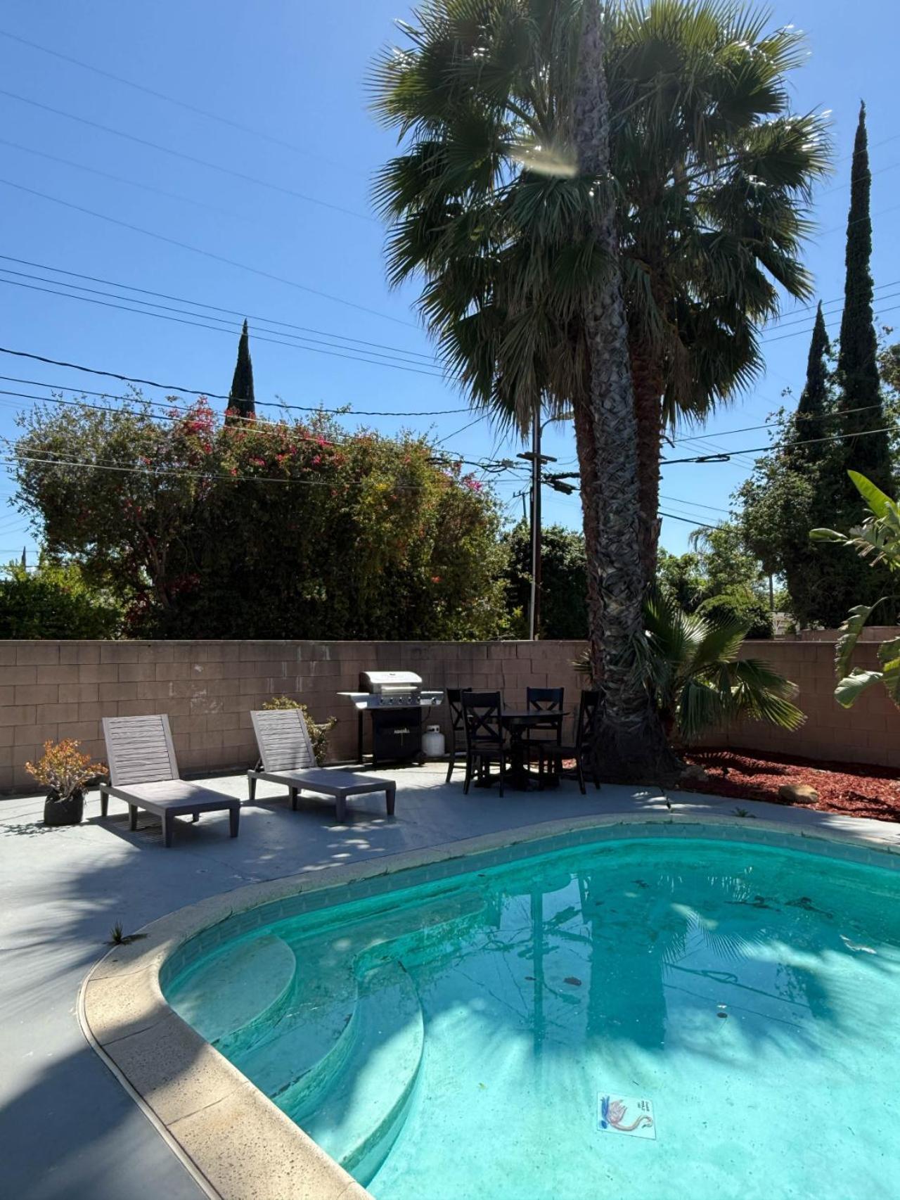 Lovely 4br Family Haven With Pool And Backyard -fal-uc Holiday home *