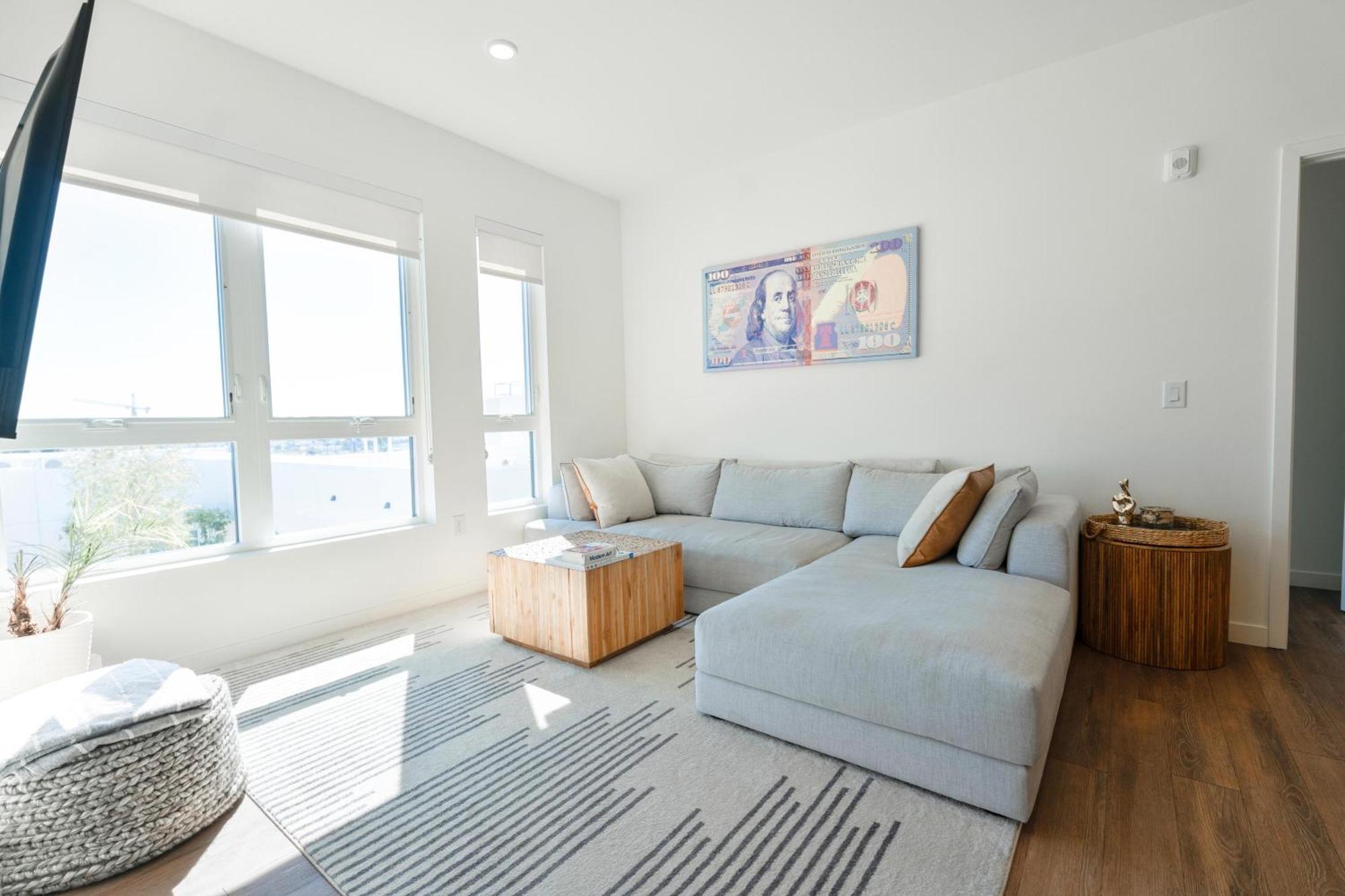 The Hollywood Highline 2 Bed With Free Parking In Hollywood Apartment Los Angeles