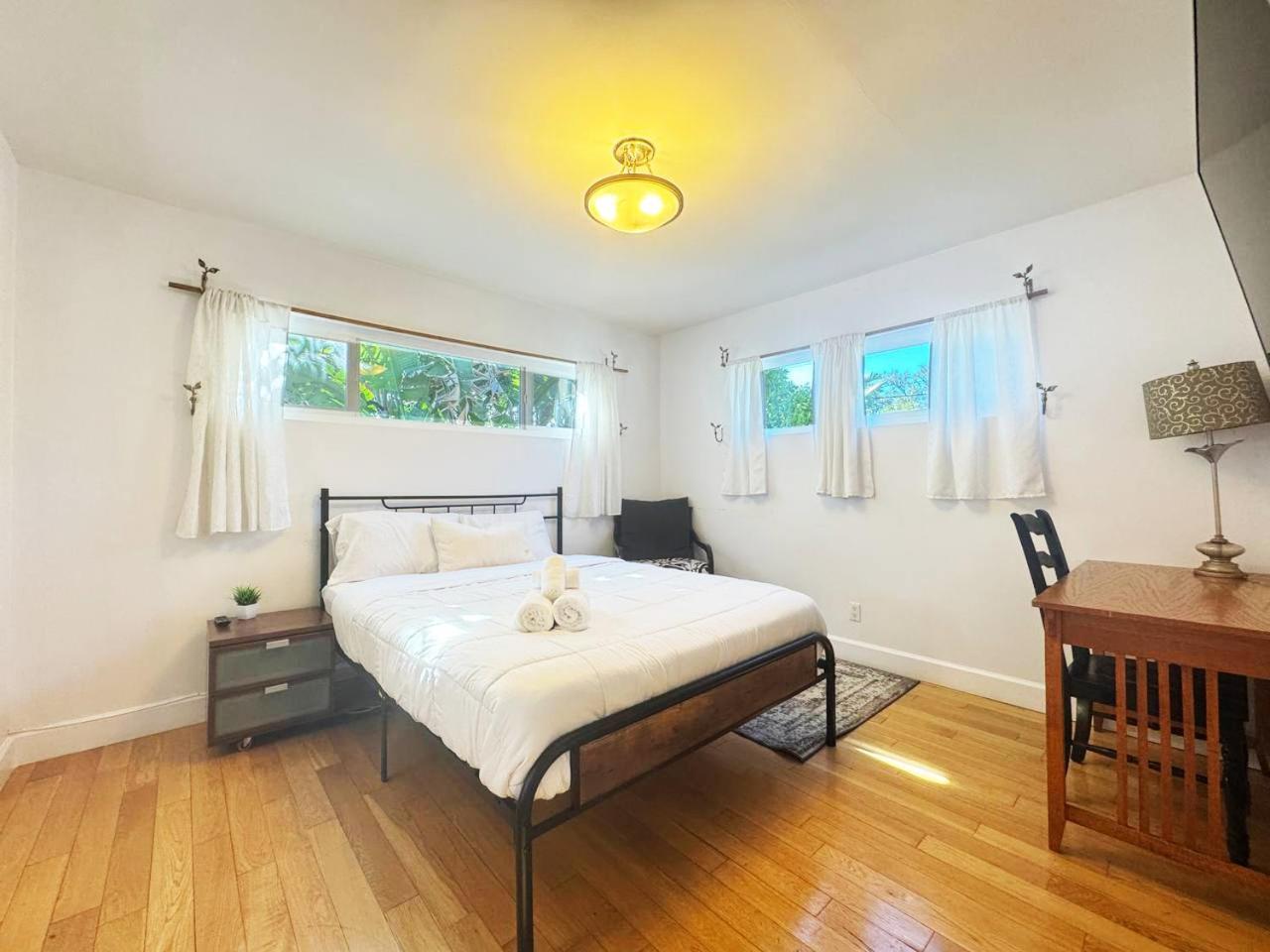 Casa de férias Charming 3br House - Hal-uc *