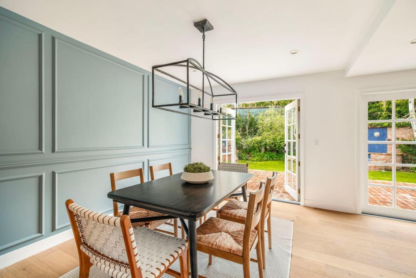 Holiday home Coastal Luxury In Pacific Palisades Month