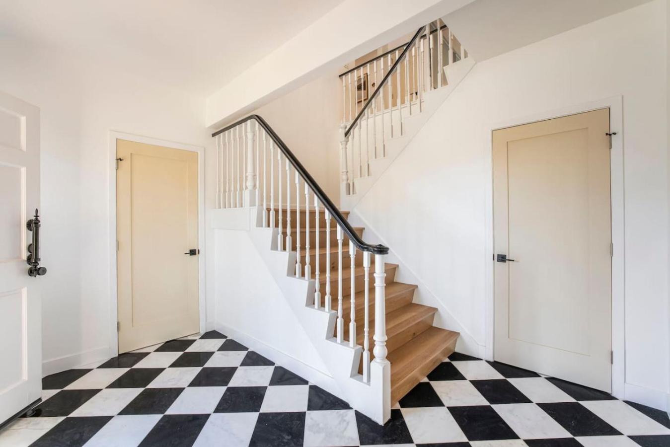 Coastal Luxury In Pacific Palisades Month * Los Angeles