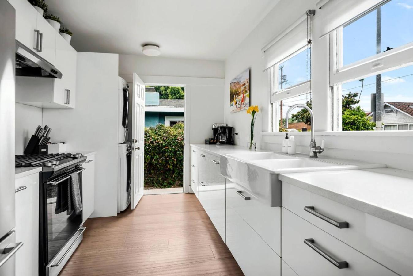 Coastal Charm Gated Venice Holiday home Los Angeles