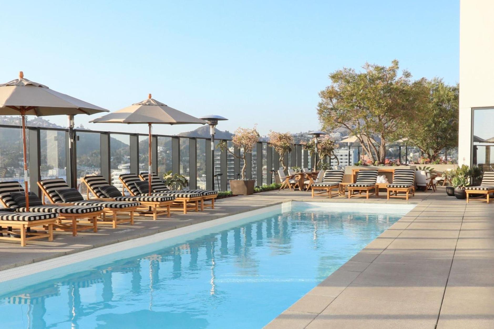 Apartment Rooftop Pool Modern 2br, 2ba - Panoramic Hollywood Views *