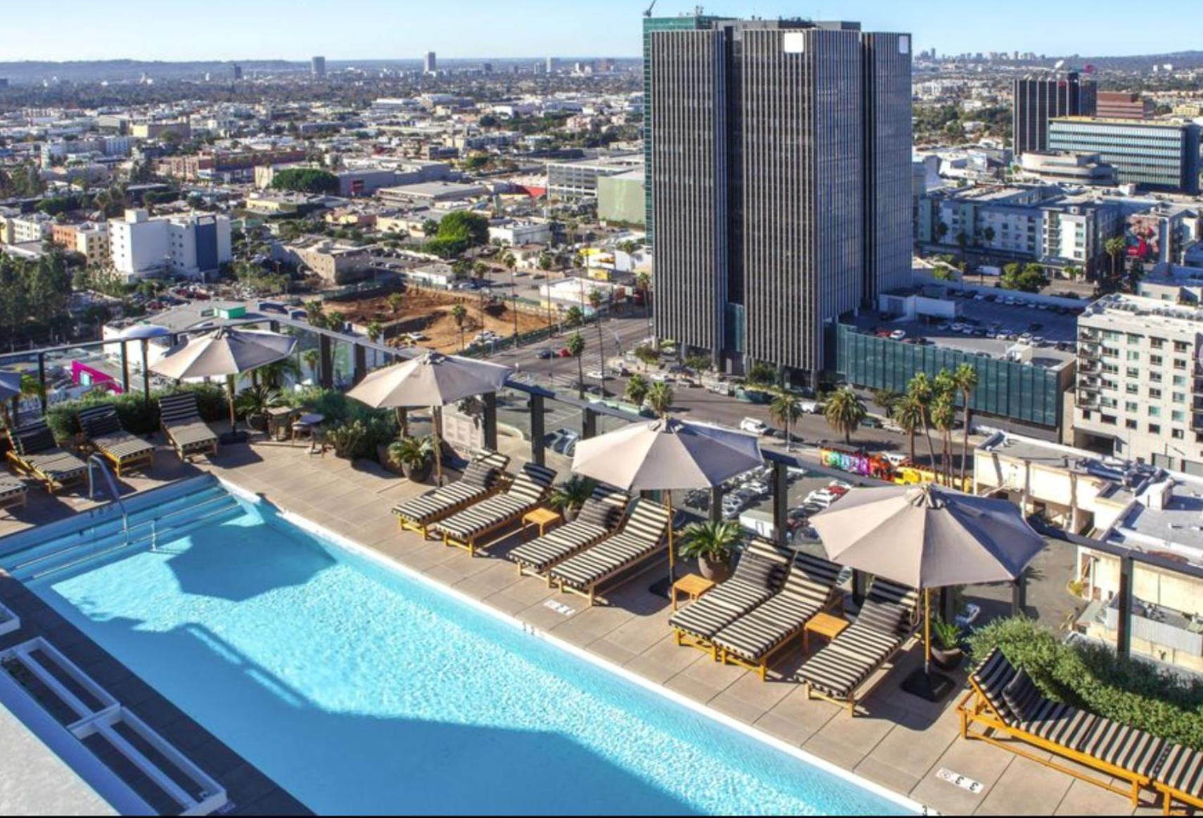 Rooftop Pool Modern 2br, 2ba - Panoramic Hollywood Views Apartment