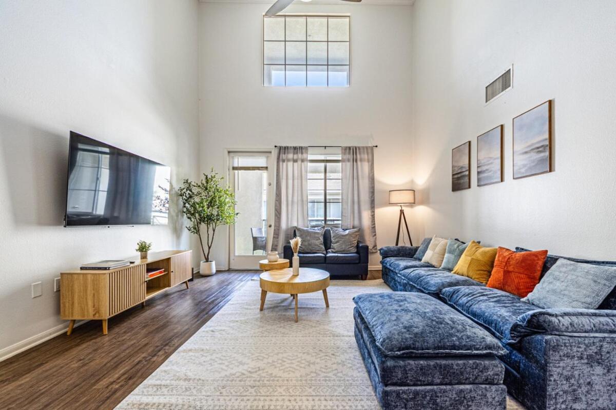 Apartment For Everyone! Huge 4br Townhouse In Venice Los Angeles