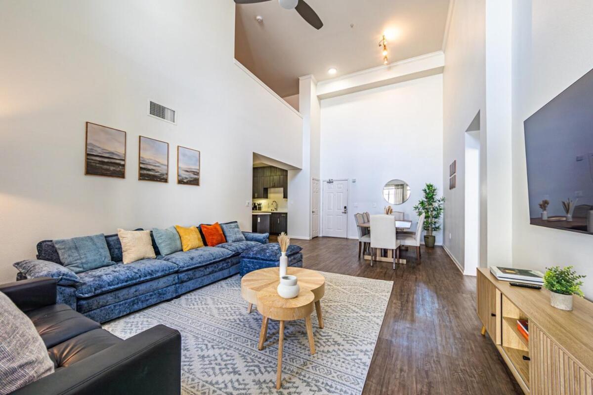 Apartment For Everyone! Huge 4br Townhouse In Venice Los Angeles