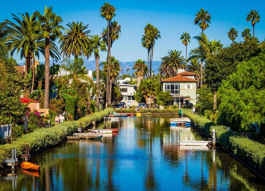 For Everyone! Huge 4br Townhouse In Venice Apartment *