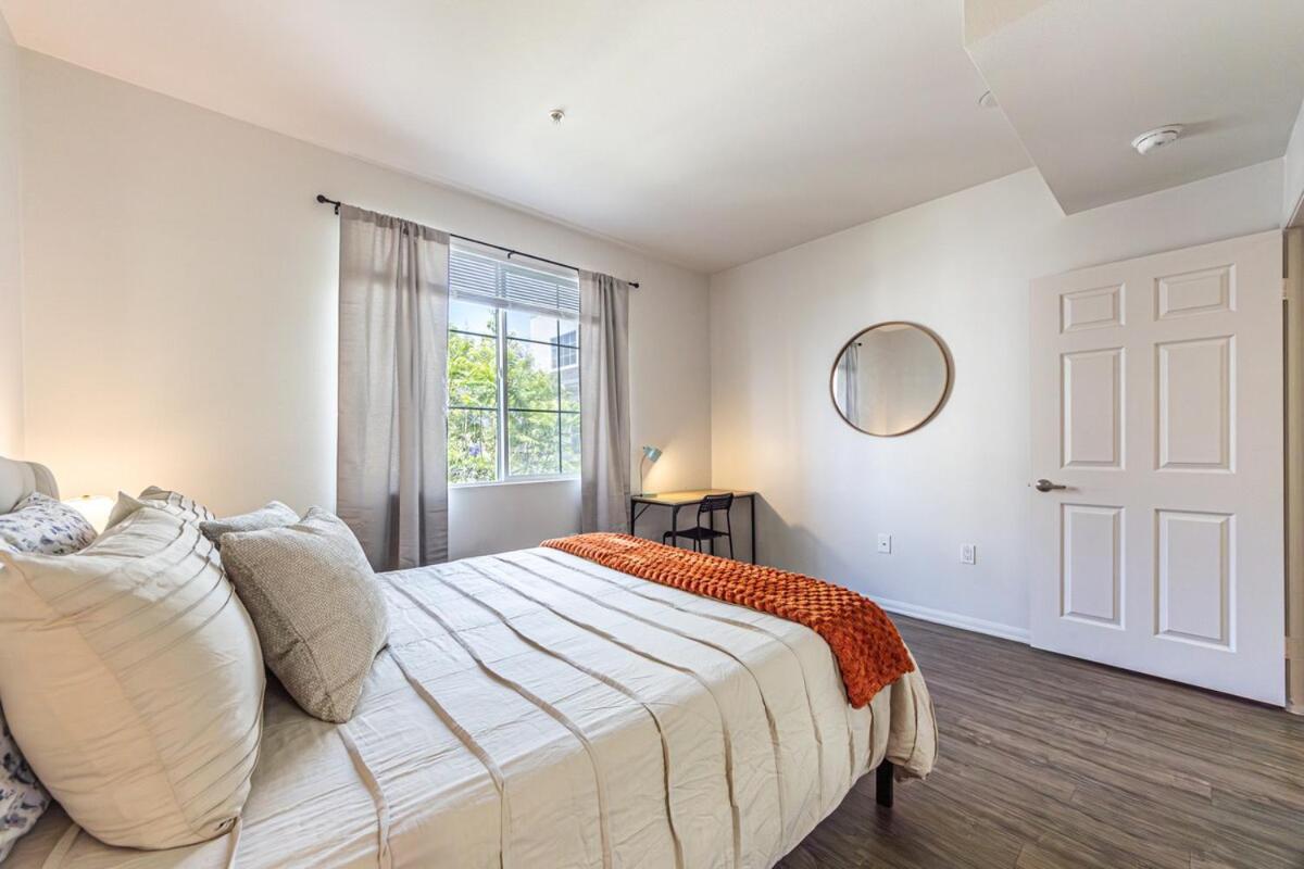 For Everyone! Huge 4br Townhouse In Venice Apartment