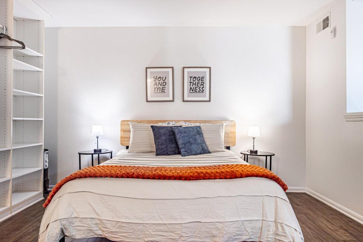 Apartment For Everyone! Huge 4br Townhouse In Venice Los Angeles