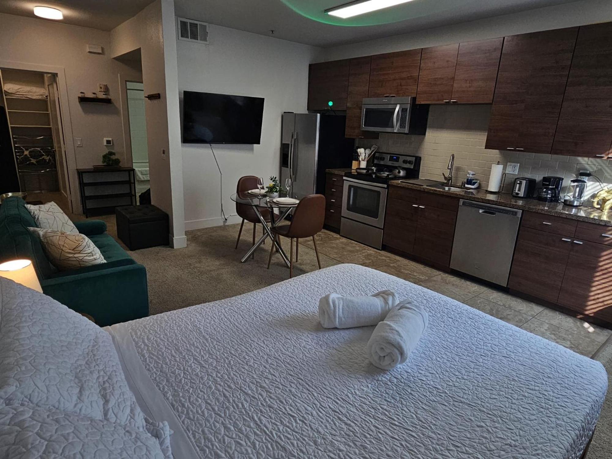Apartment Premier - Prime Mdr-venice Location With Pool, Gym & Hot Tub Los Angeles