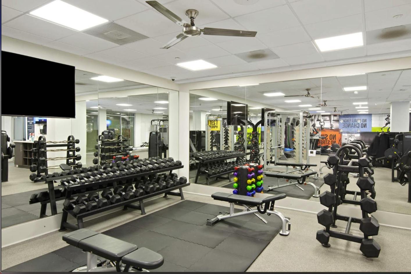 Premier - Prime Mdr-venice Location With Pool, Gym & Hot Tub Apartment *