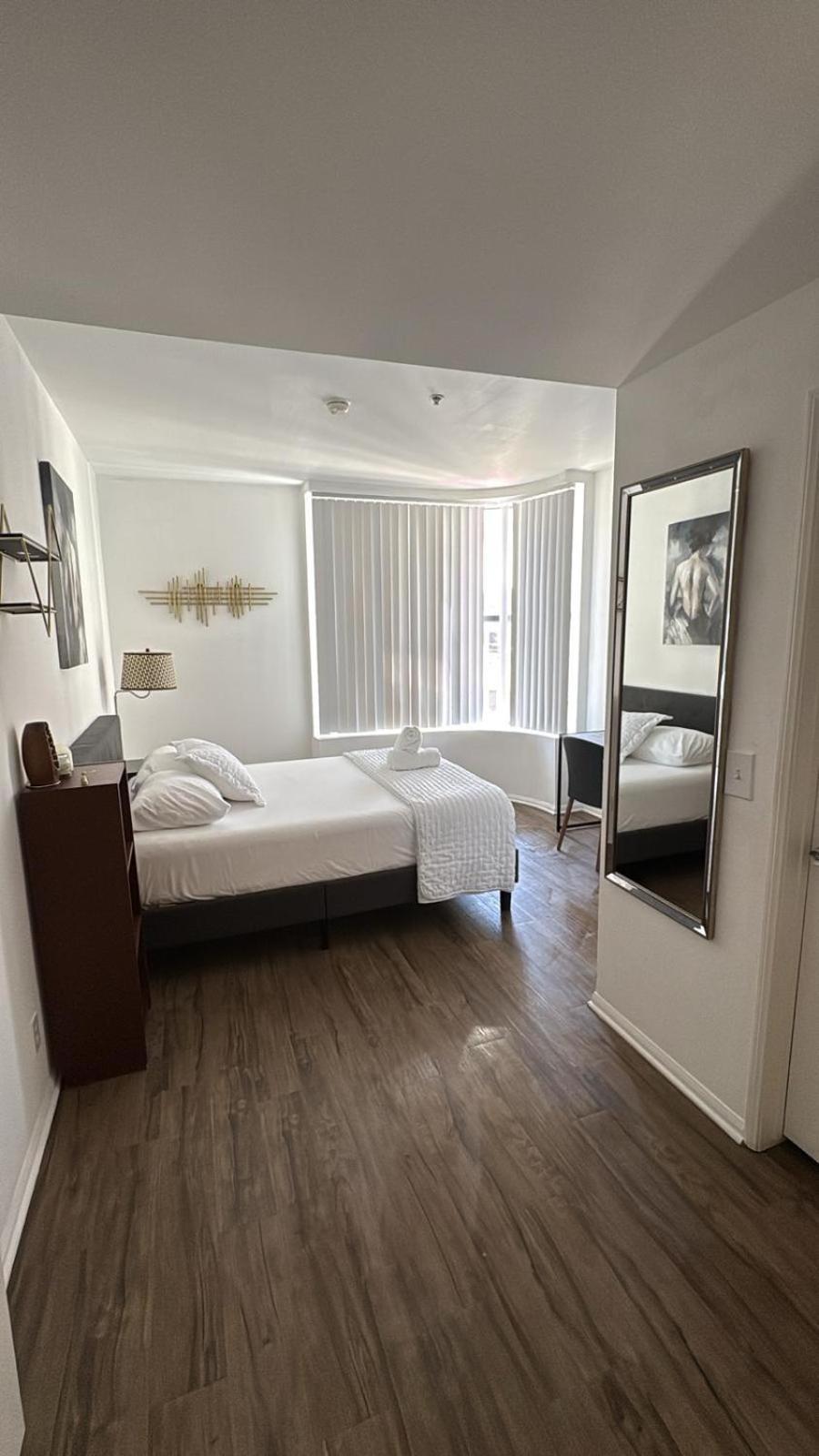 Premier - Prime Mdr-venice Location With Pool, Gym & Hot Tub Apartment *