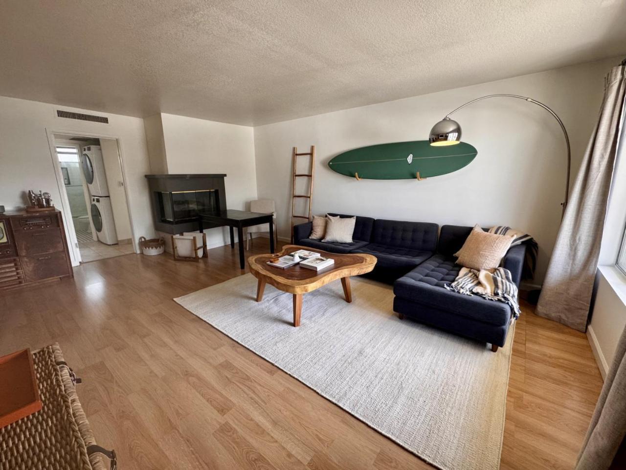 Santa Monica 2br Views And Prime Location * Los Angeles