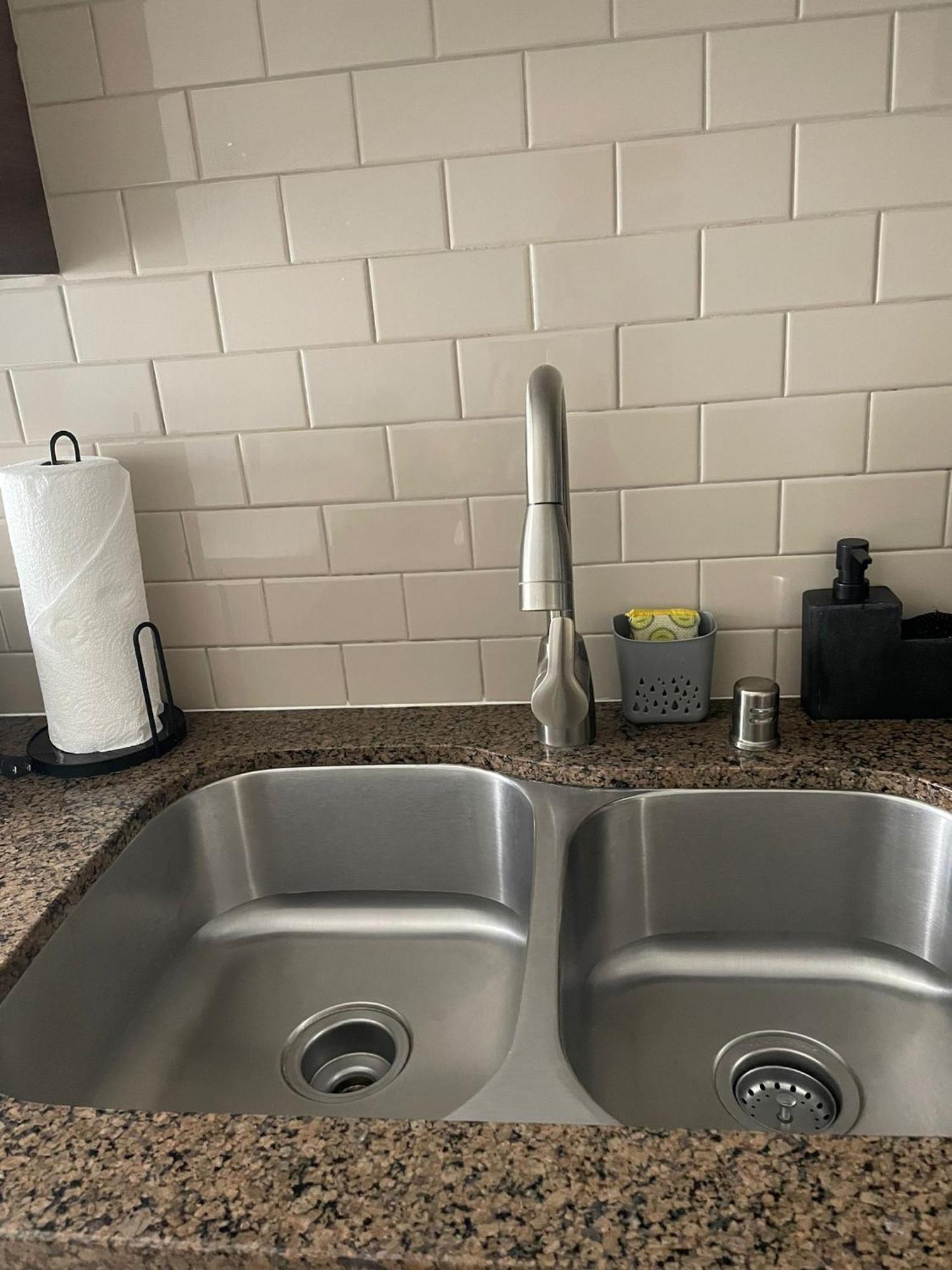 Apartment Premier - Prime Mdr-venice Location With Pool, Gym & Hot Tub