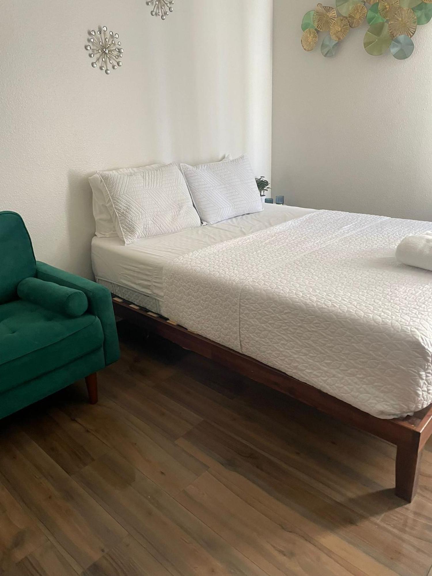 Apartment Premier - Prime Mdr-venice Location With Pool, Gym & Hot Tub *