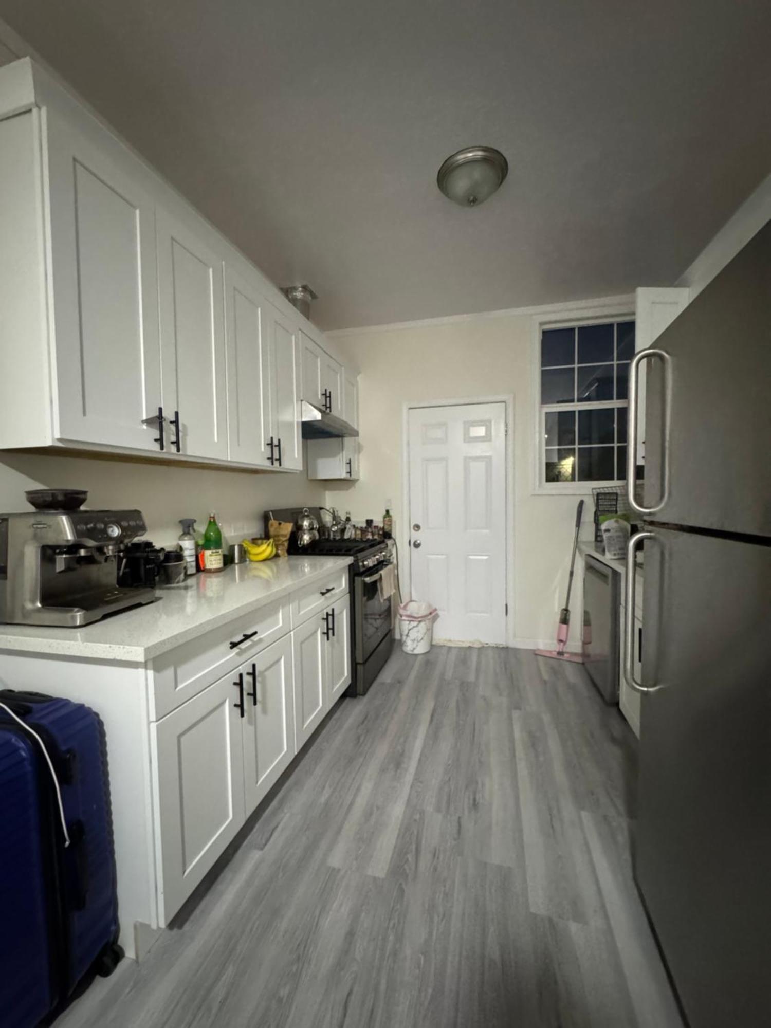 Walk Of Fame 1 Bedroom With Shared Bathroom And Kitchen * Los Angeles
