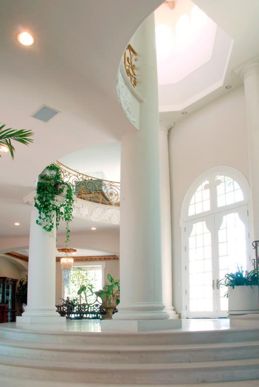 Holiday home Stradella Court Mansion Los Angeles