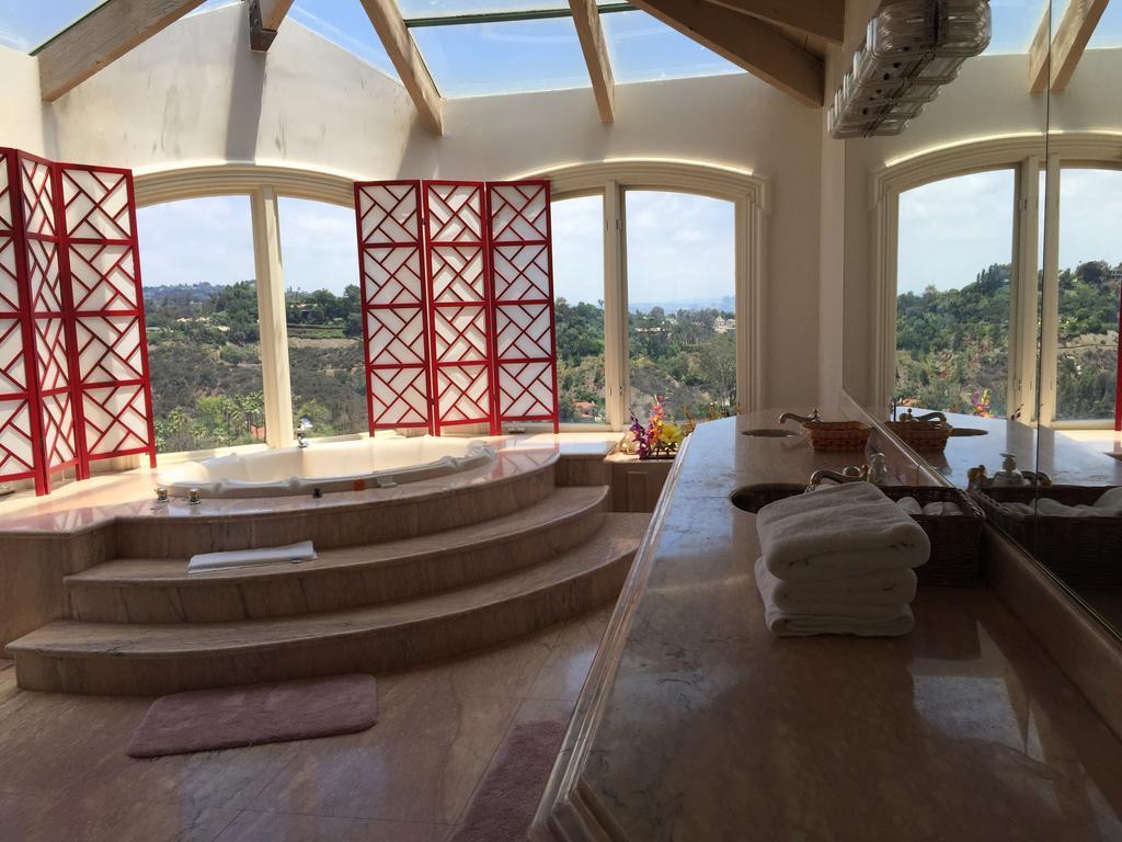 Stradella Court Mansion Holiday home Los Angeles