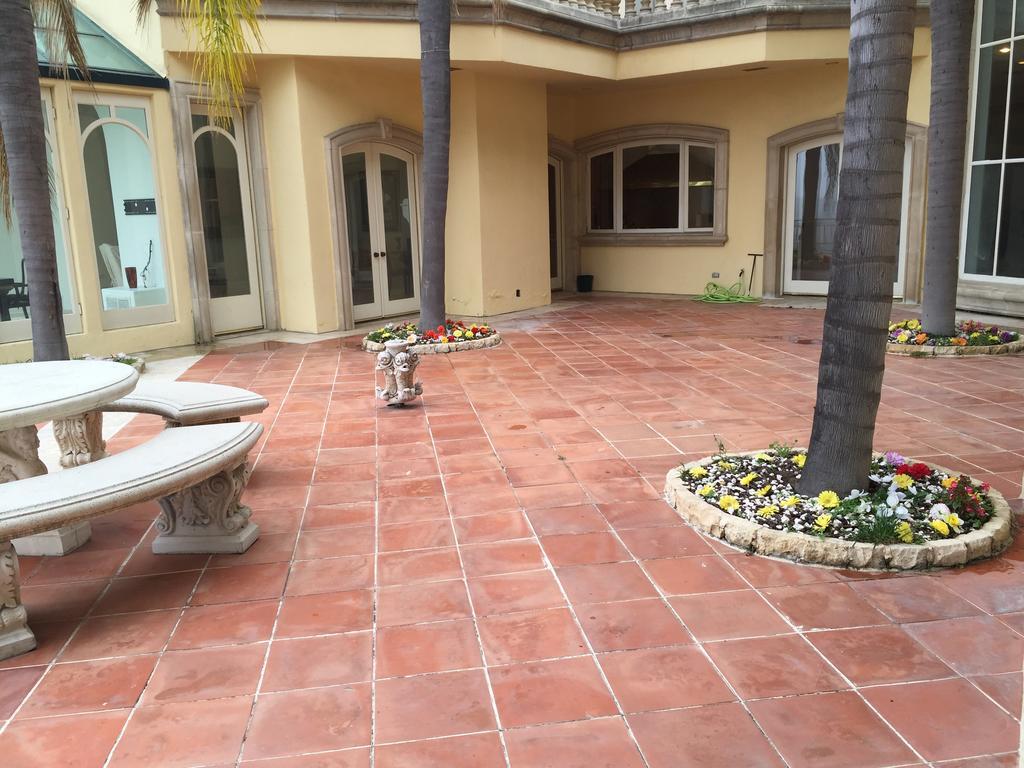 Stradella Court Mansion Holiday home