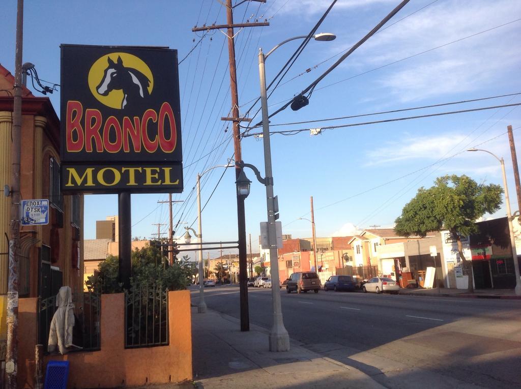 Bronco South 3* Los Angeles