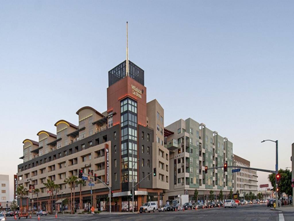 Global Luxury At Wilshire