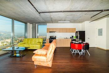 Hollywood Panorama Suites