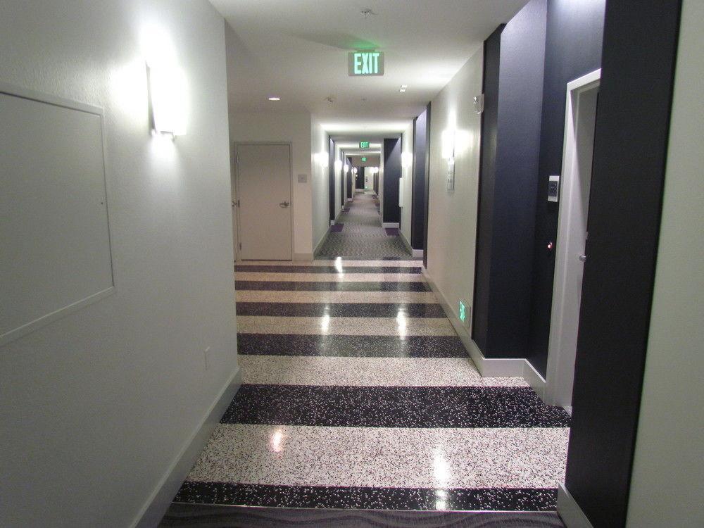 Miracle Mile Apartments With Full Amenities *